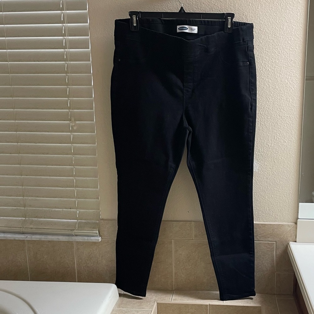 Old Navy Black Skinny Jeans Modern Fit